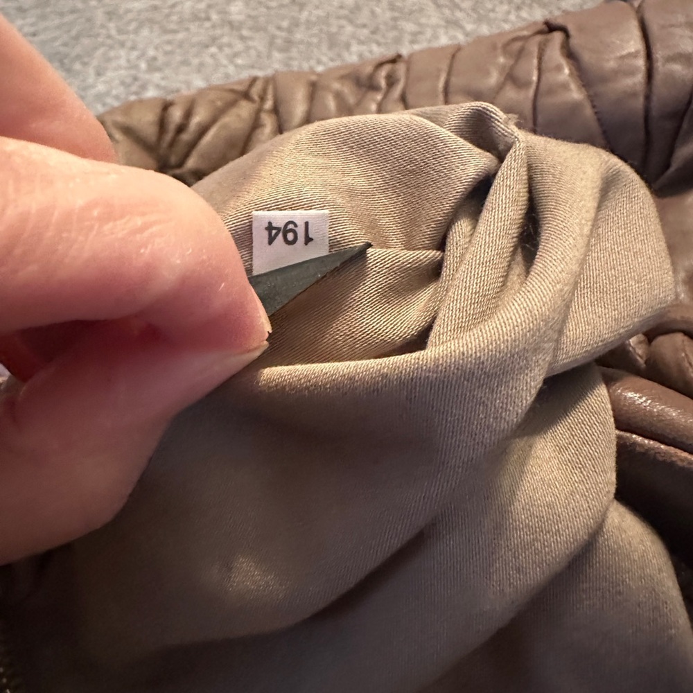 Miu Miu Brown/Mauve Quilted Leather Bag - Picture 12 of 14